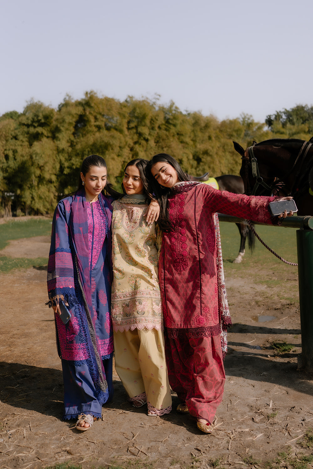 saira rizwan, luxury lawn 2025 laanem, unstitched pakistani suits