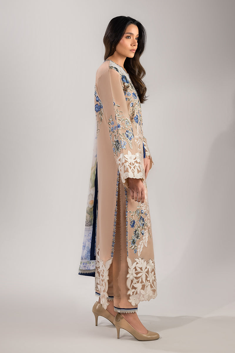 mushq, mahira khan, manaram luxury lawn 2025, unstitched pakistani suits
