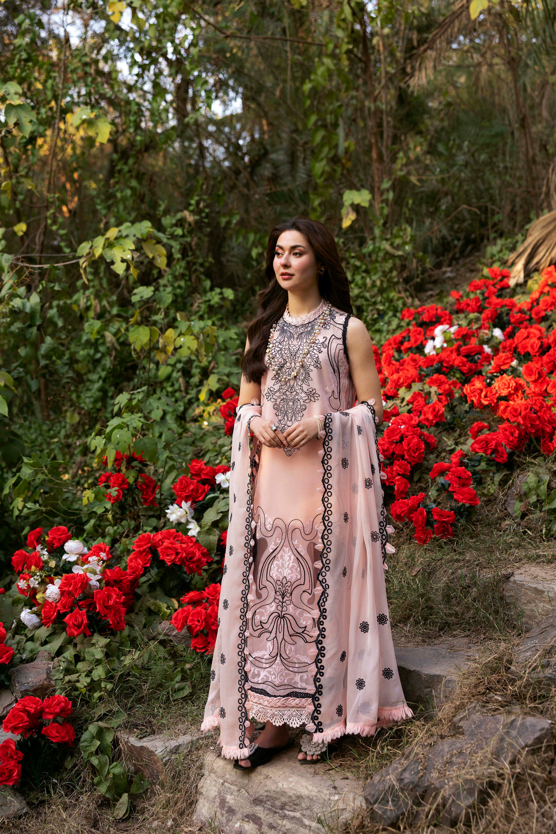 SABLE VOGUE : Luxury Formals SL-08-25-V1 Unstitched - Aarzu