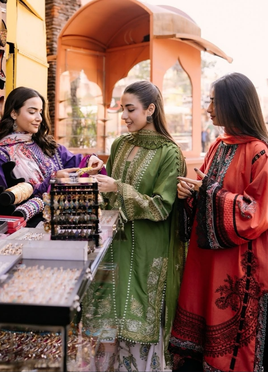 SAIRA RIZWAN | Luxury Lawn 2025