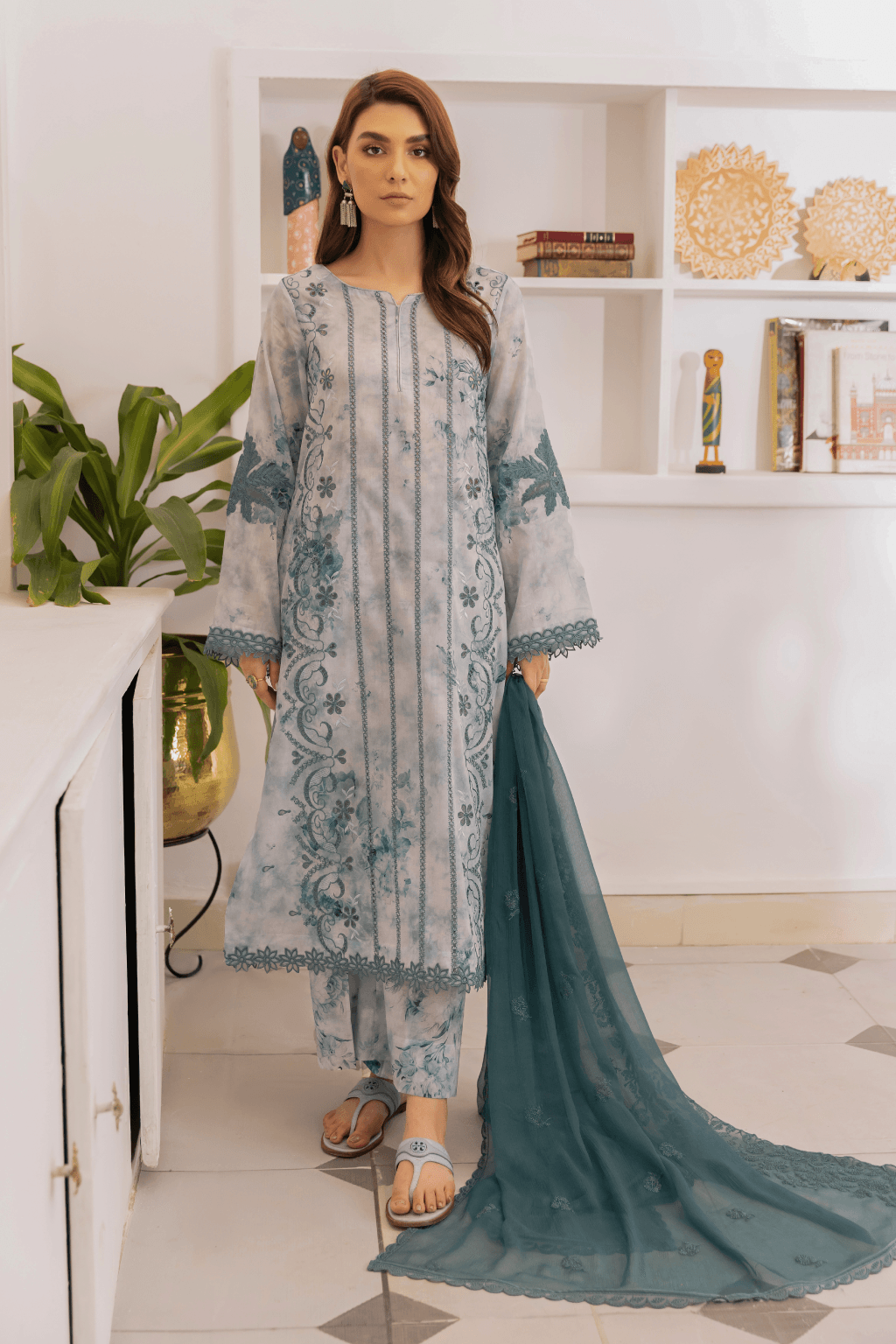 FURAT | IDL-07 | Dastan Lawn | Iznik