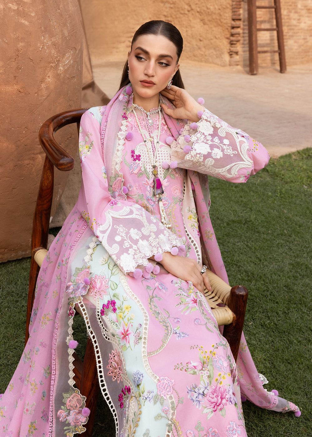 SAIRA SHAKIRA | Breeze Lawn 2026 - Aarzu