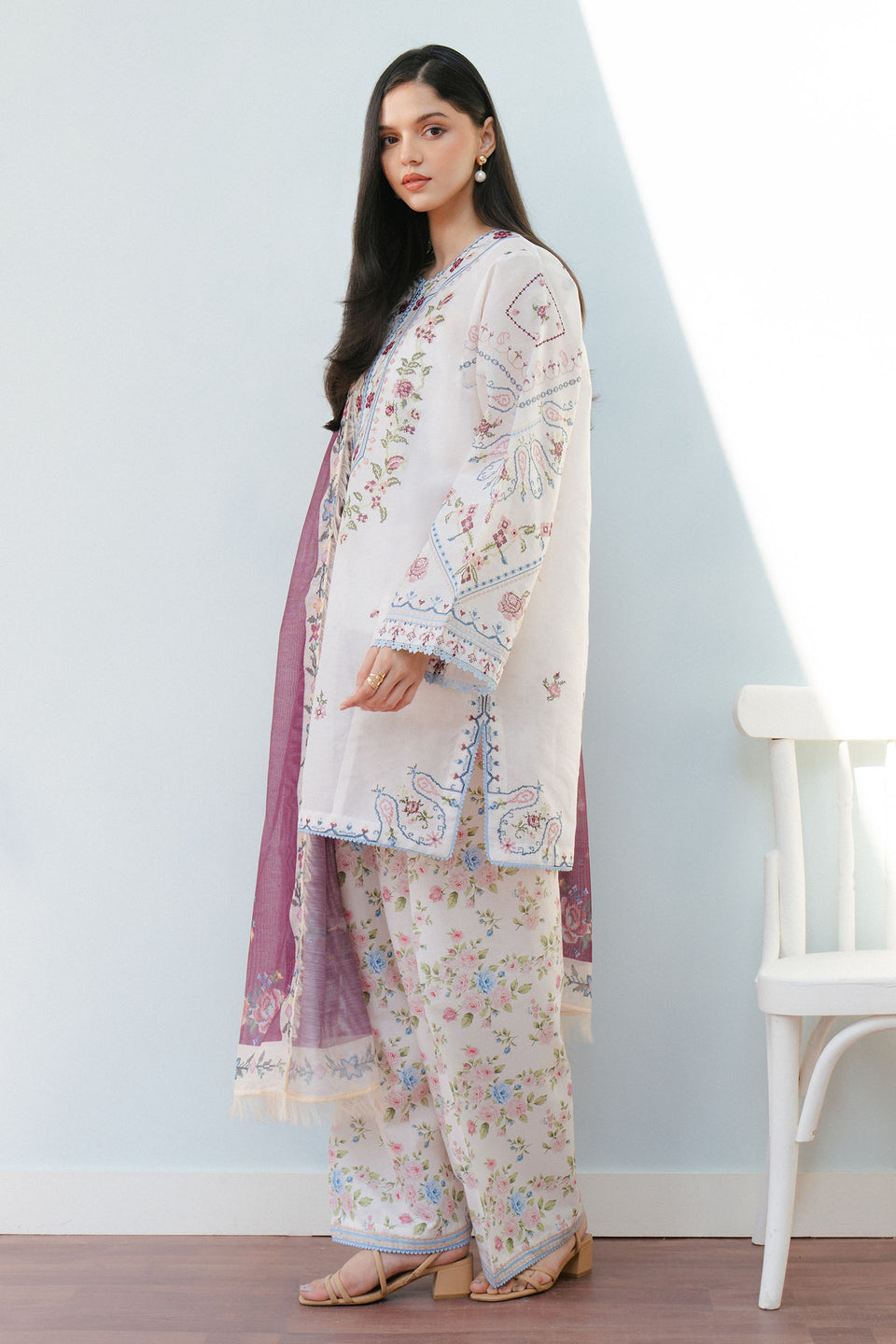 ZARA SHAHJAHAN : COCO Lawn 2025 - Serene-2B