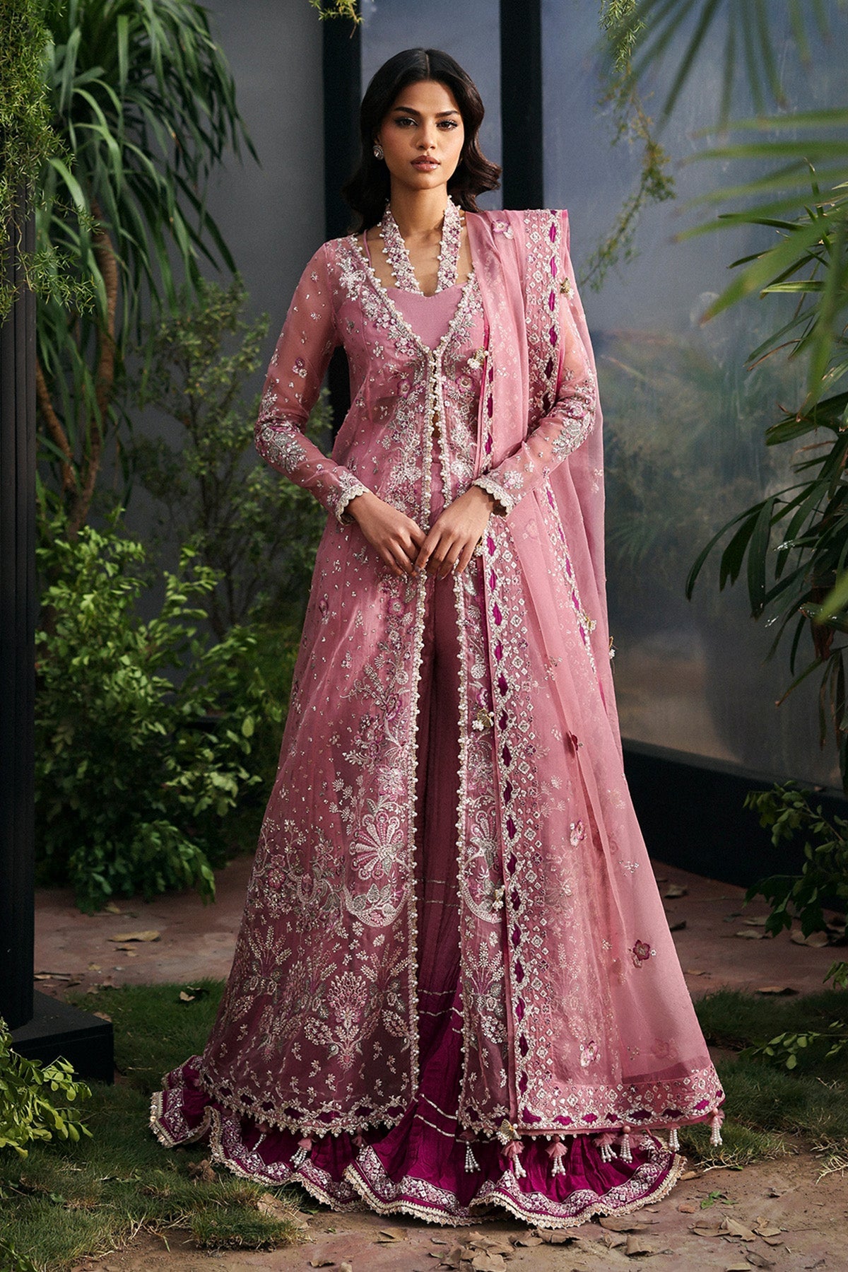 AFROZEH | La Fuchsia 2025 - Shale