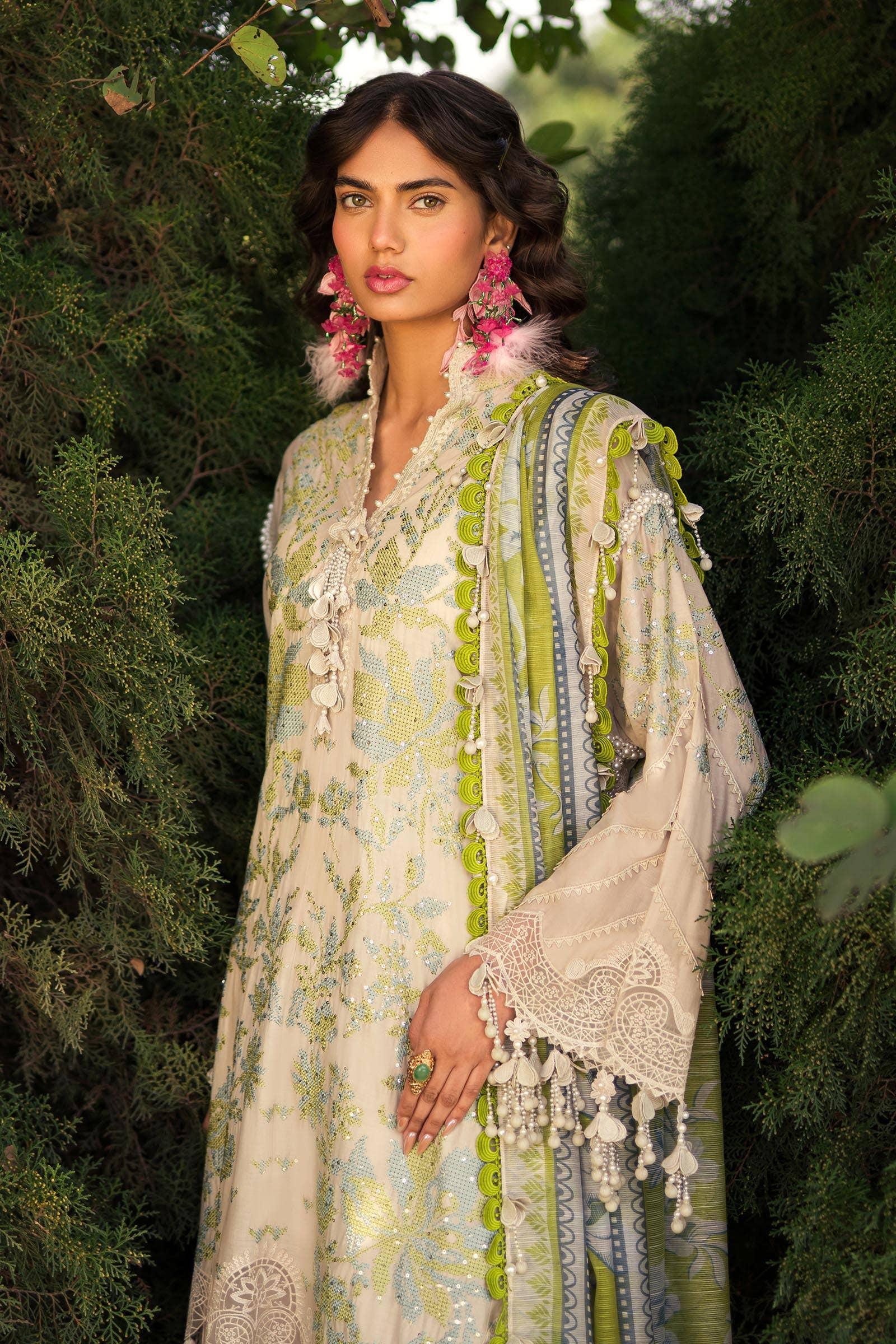 Sana Safinaz | Luxury Lawn'24 | Aarzu