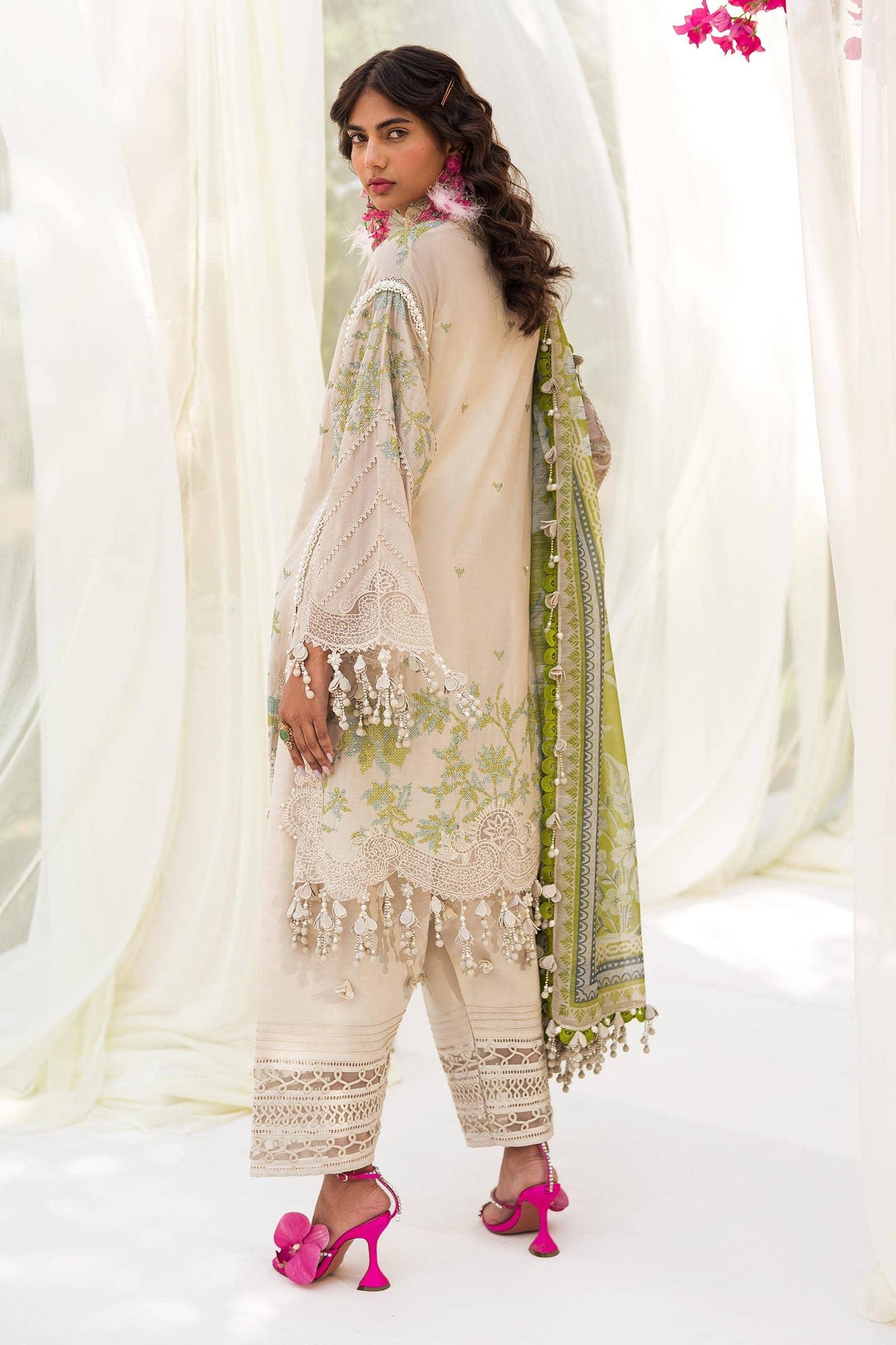 Sana Safinaz | Luxury Lawn'24 | Aarzu