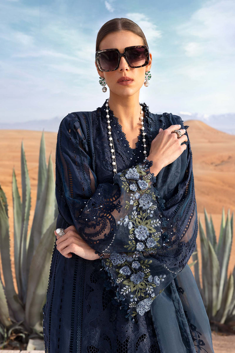 MARIA.B : Luxury Lawn 2025 4B