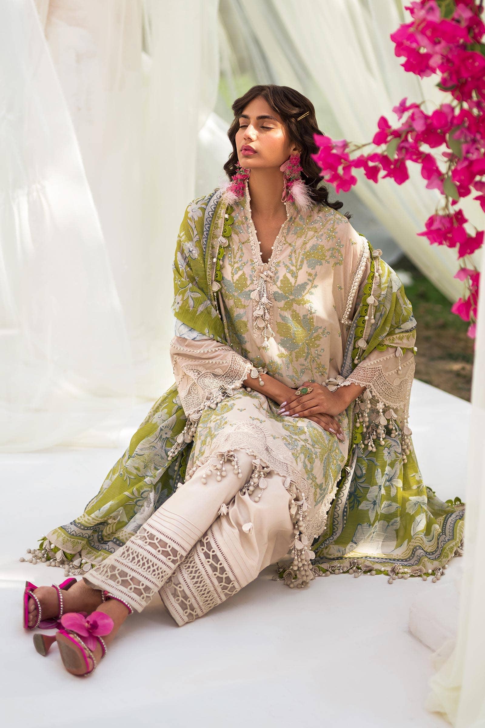 Sana Safinaz | Luxury Lawn'24 | Aarzu