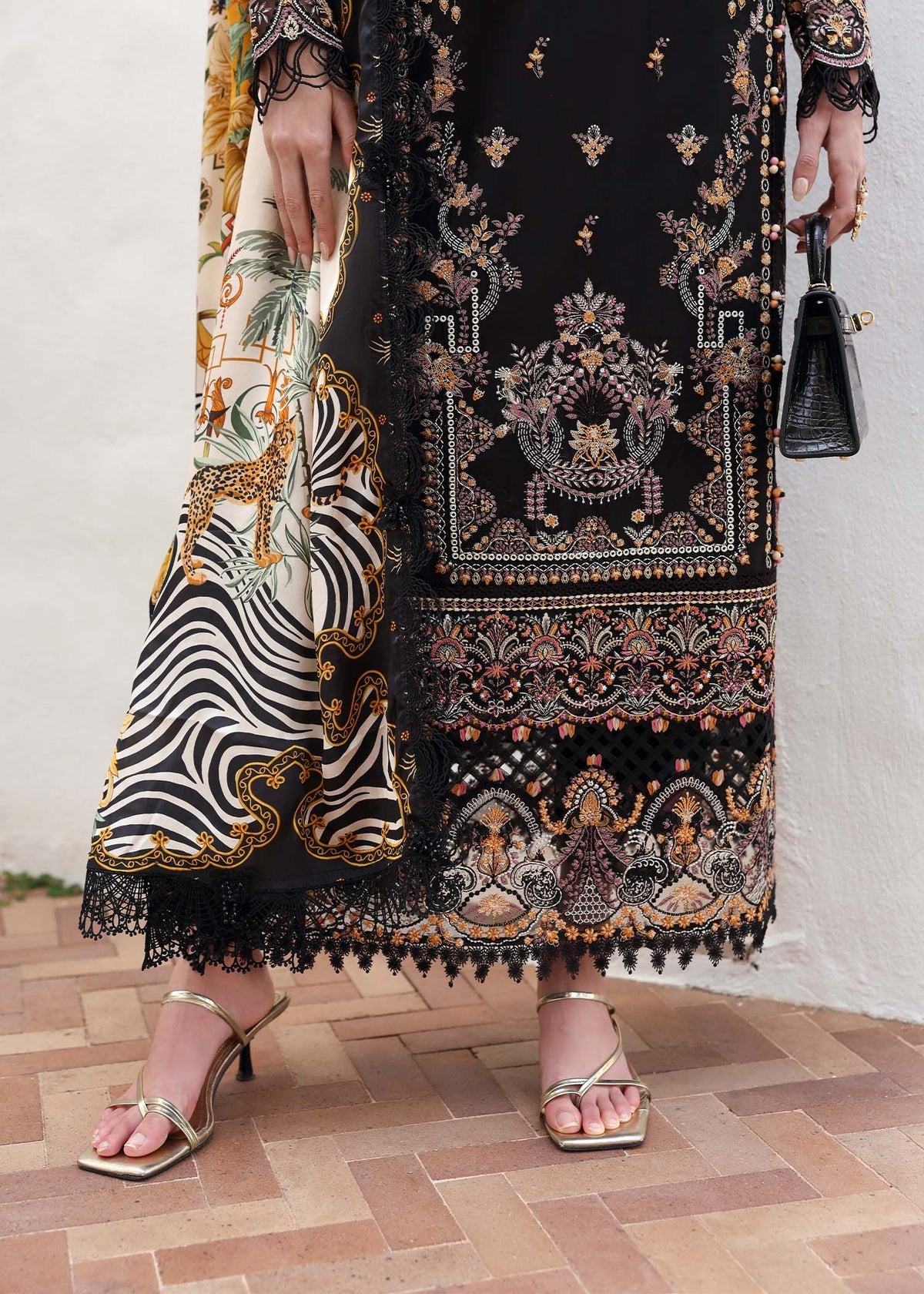 KANWAL MALIK : Elysia Luxury Lawn 2025 Unstitched - Noire