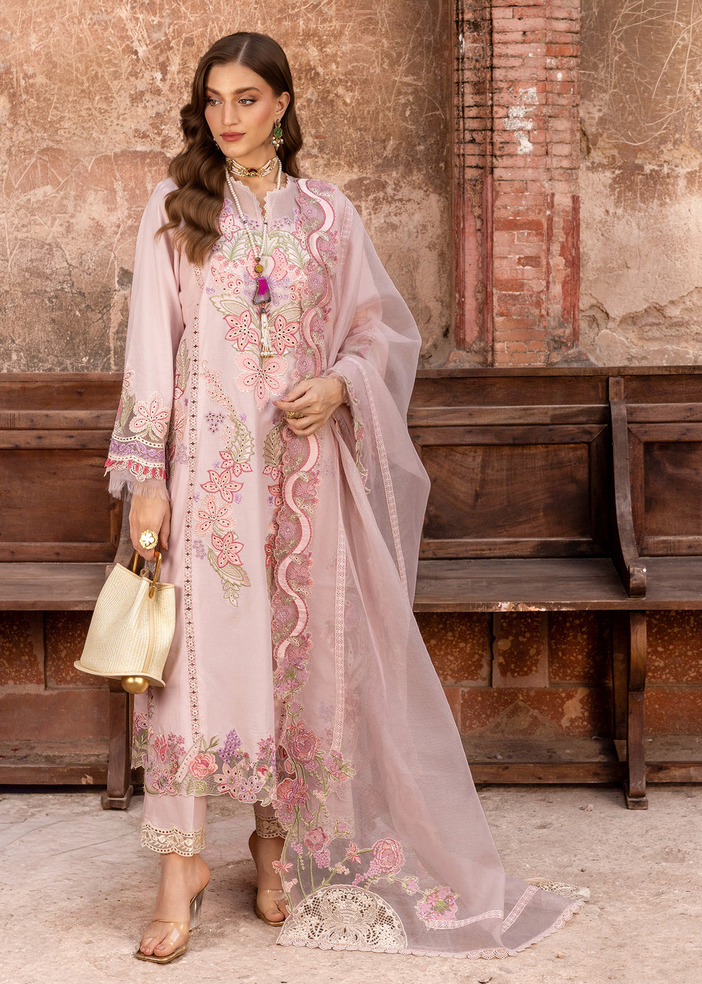 SAIRA SHAKIRA | Breeze Lawn 2026 - Aarzu