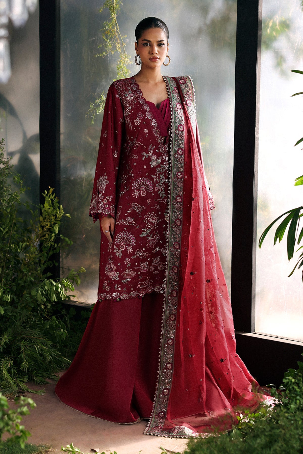 AFROZEH | La Fuchsia 2025 - Yalira