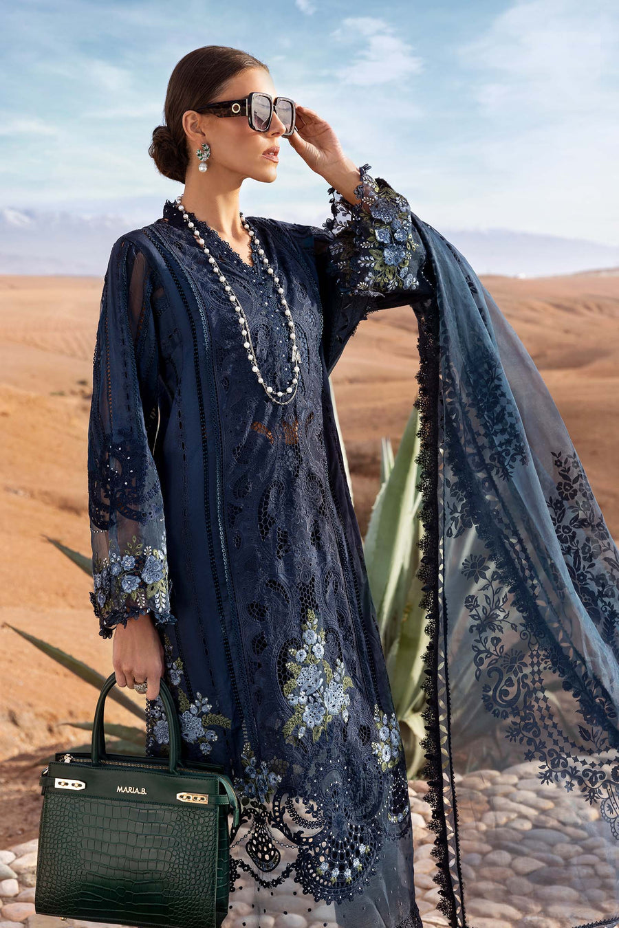 MARIA.B : Luxury Lawn 2025 4B