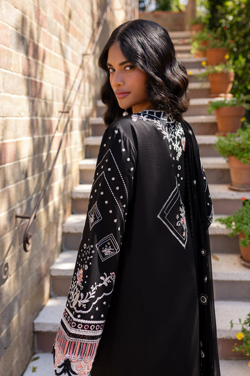 QALAMKAR : QLine Lawn 2025 - Gigi-QM-04 Unstitched