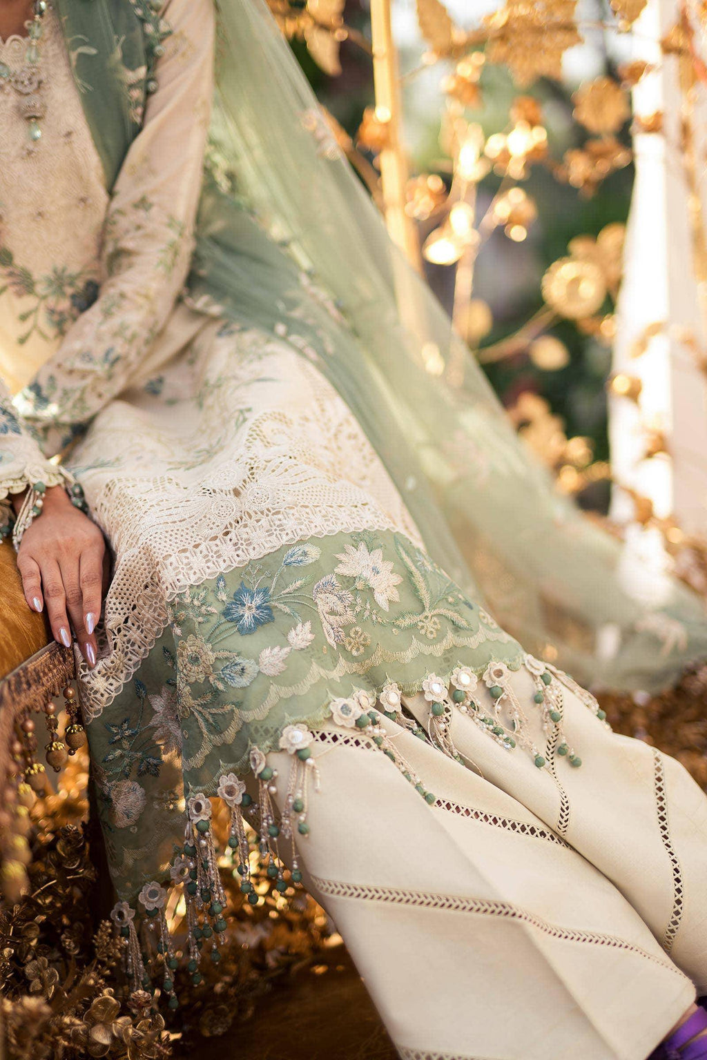 Sana Safinaz | Luxury Lawn Aarzu
