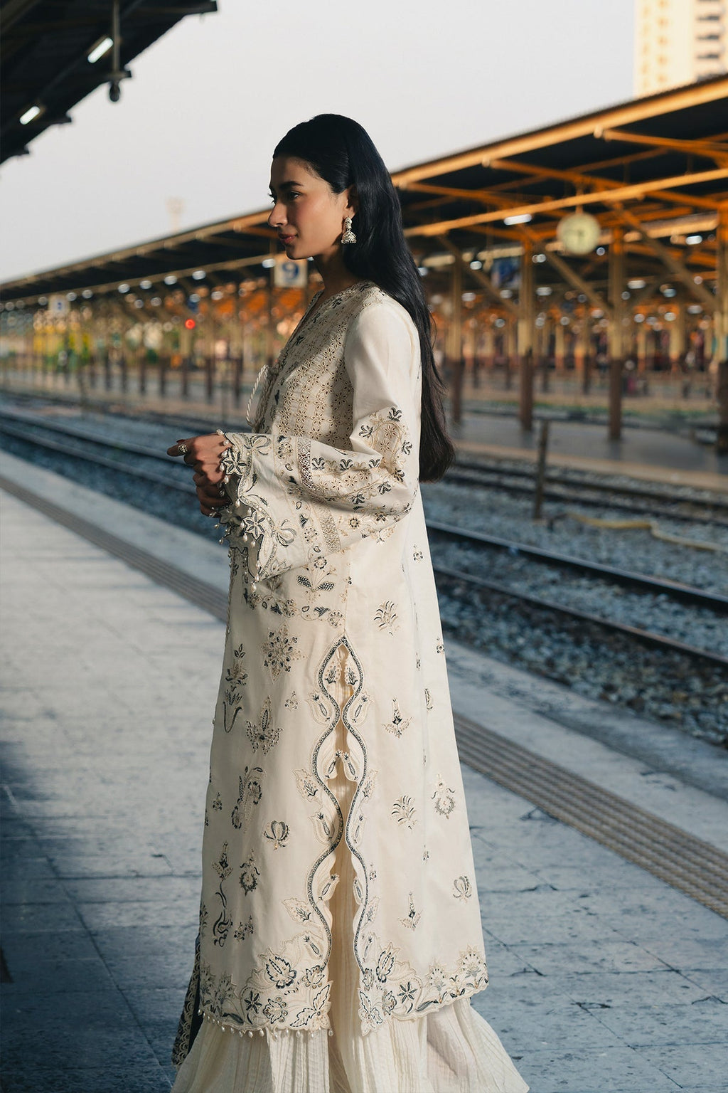 AFROZEH | Mulaqaat 2026 Festive Lawn Unstitched - Aarzu