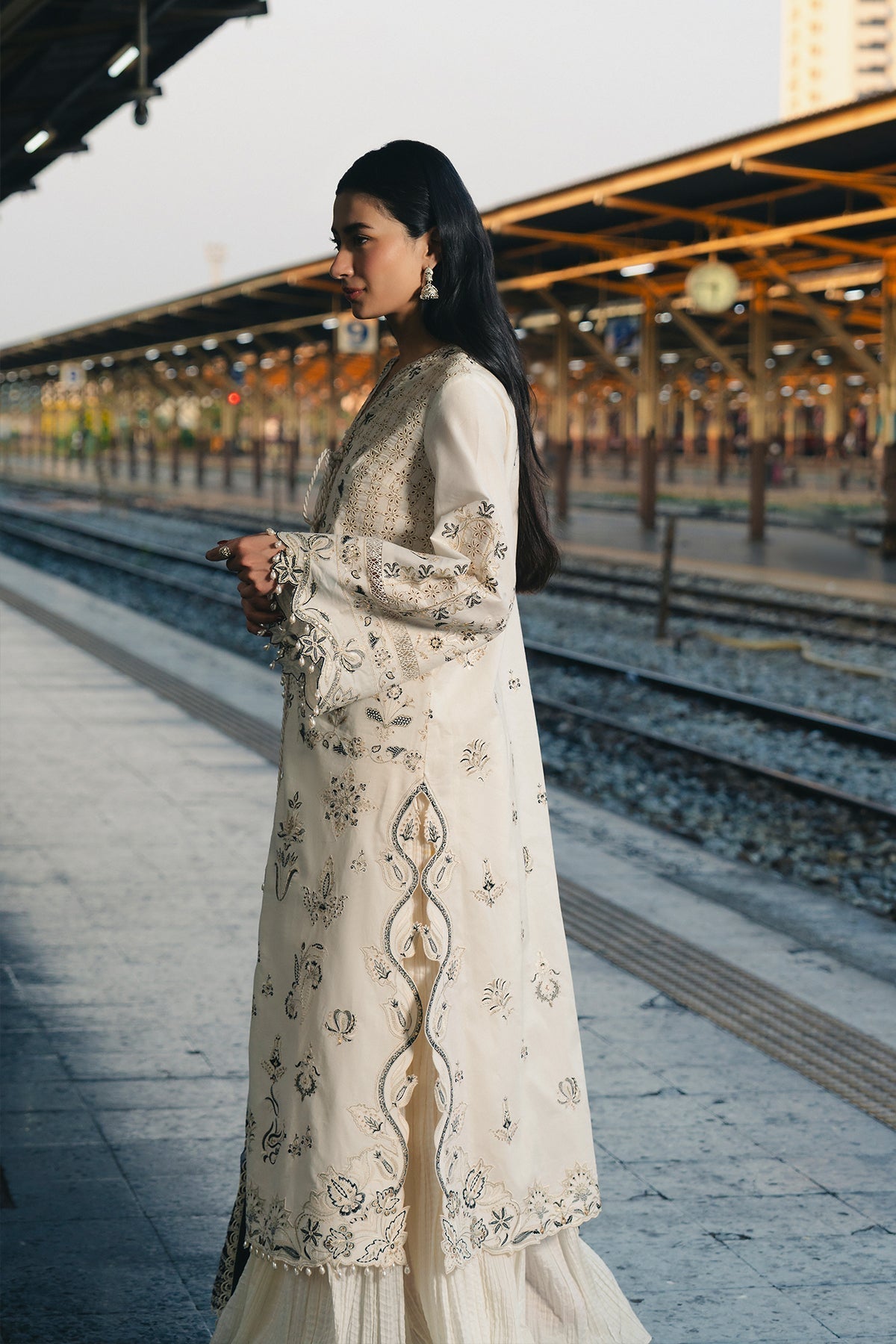 AFROZEH | Mulaqaat 2026 Festive Lawn Unstitched - Aarzu