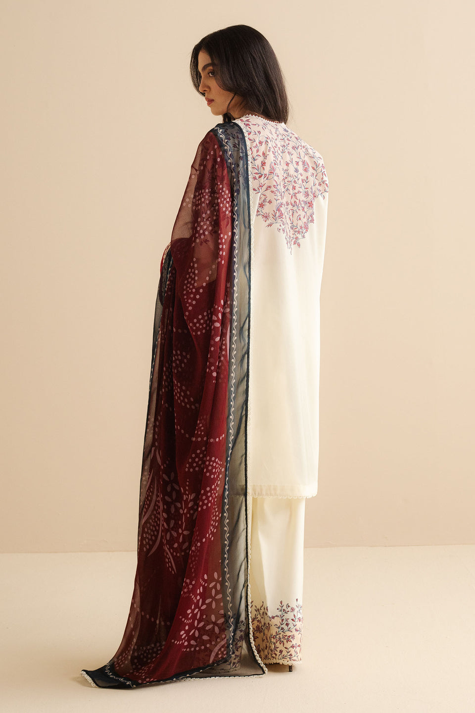 coco prints 2025 by zara shahjahan, lawn prints , imported from dubai