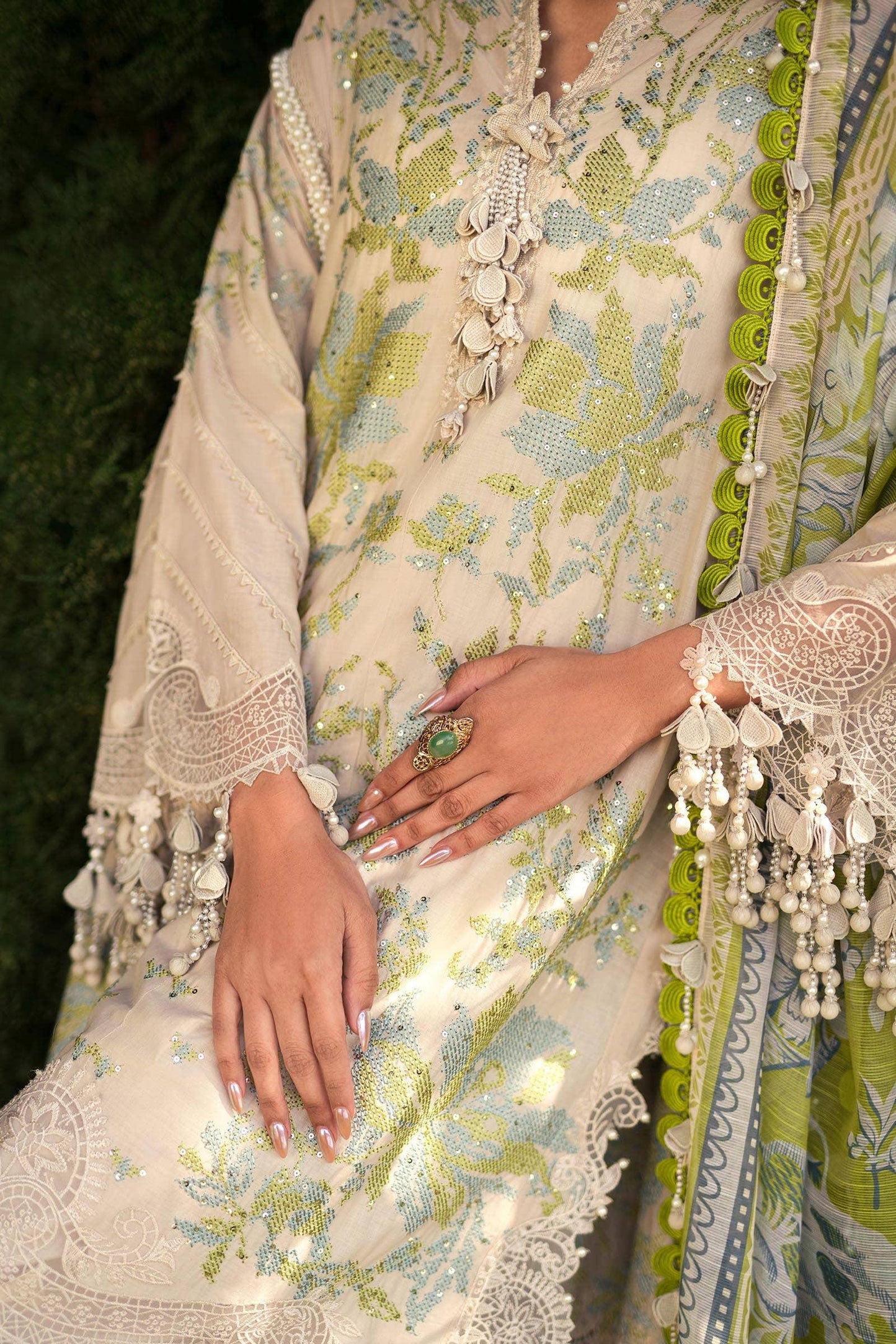 Sana Safinaz | Luxury Lawn'24 | Aarzu