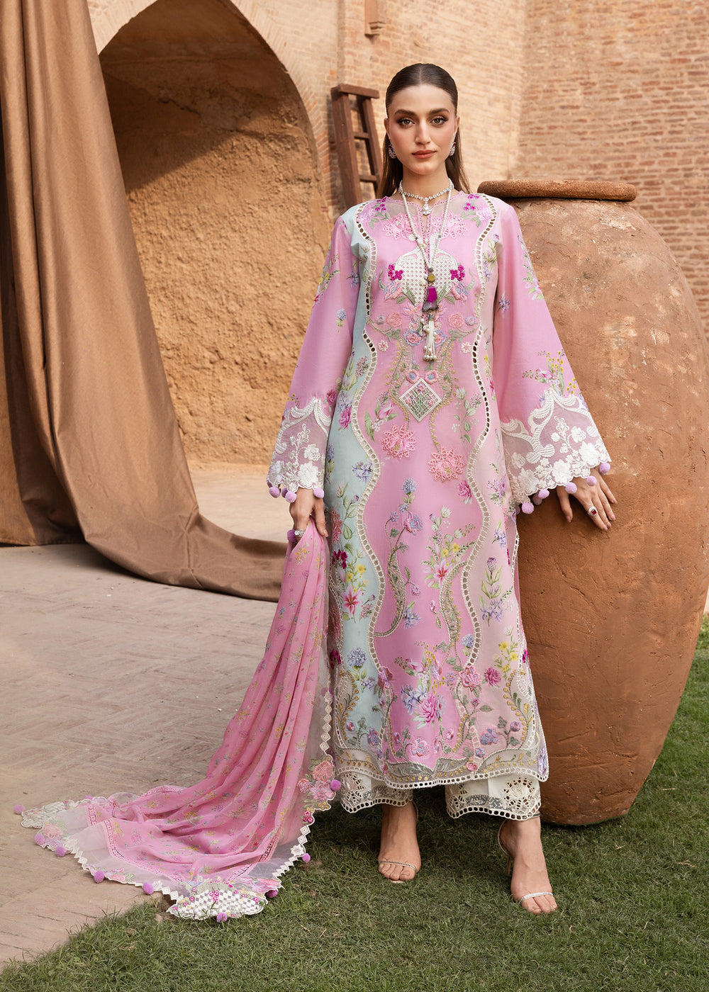SAIRA SHAKIRA | Breeze Lawn 2026 - Aarzu