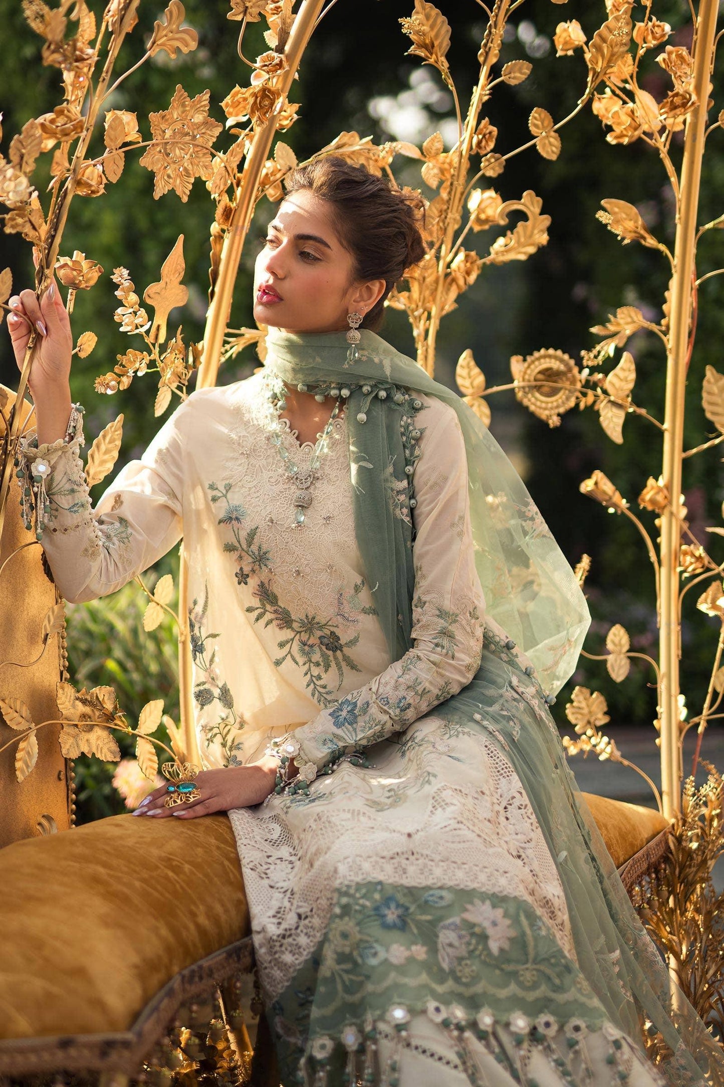 Sana Safinaz | Luxury Lawn Aarzu