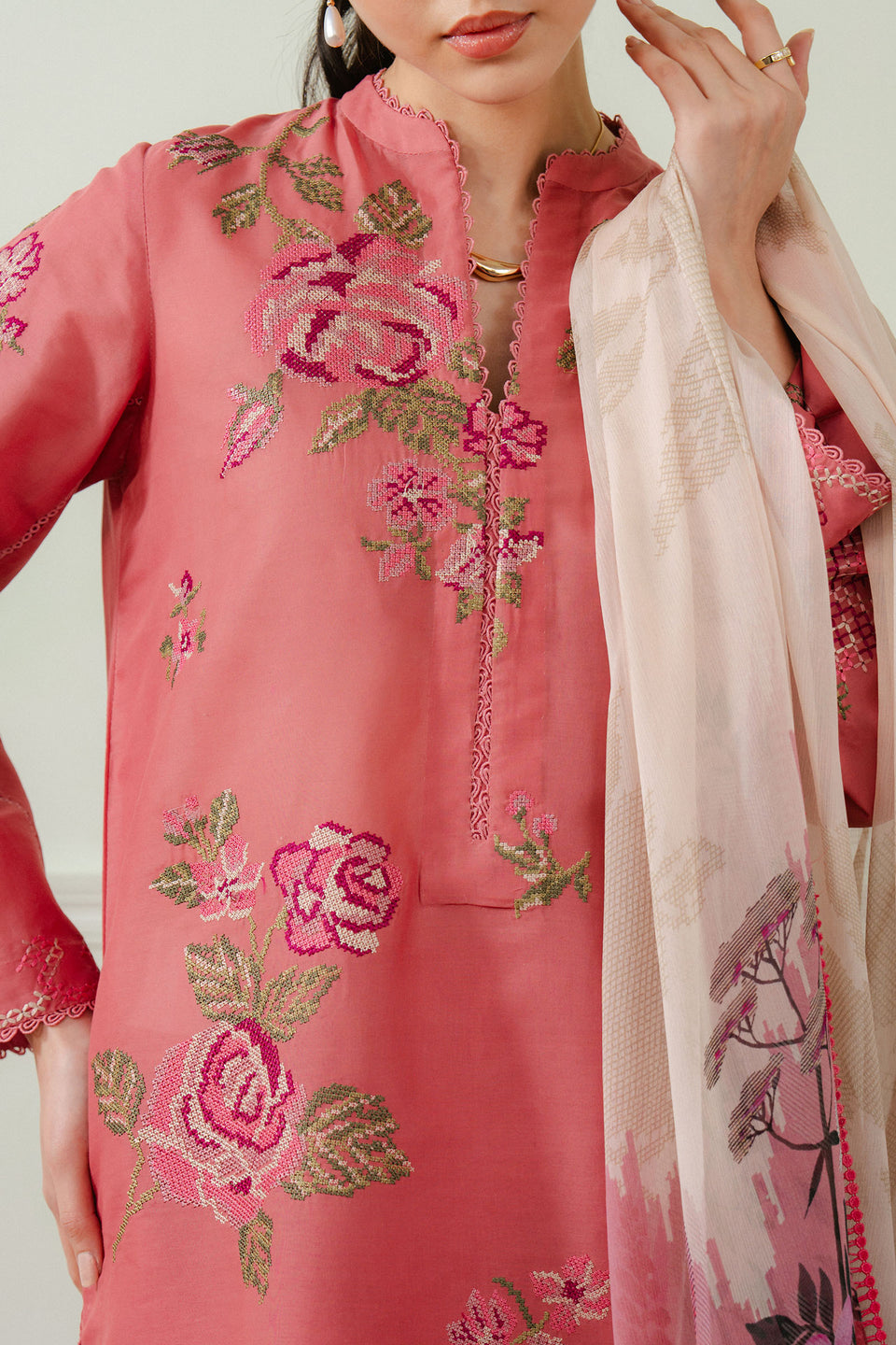 ZARA SHAHJAHAN : COCO Lawn 2025 - Freya-4A