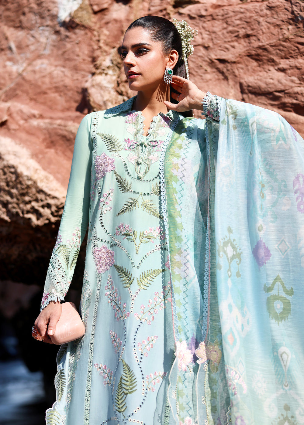 SAIRA SHAKIRA | Breeze Lawn 2026 - Aarzu