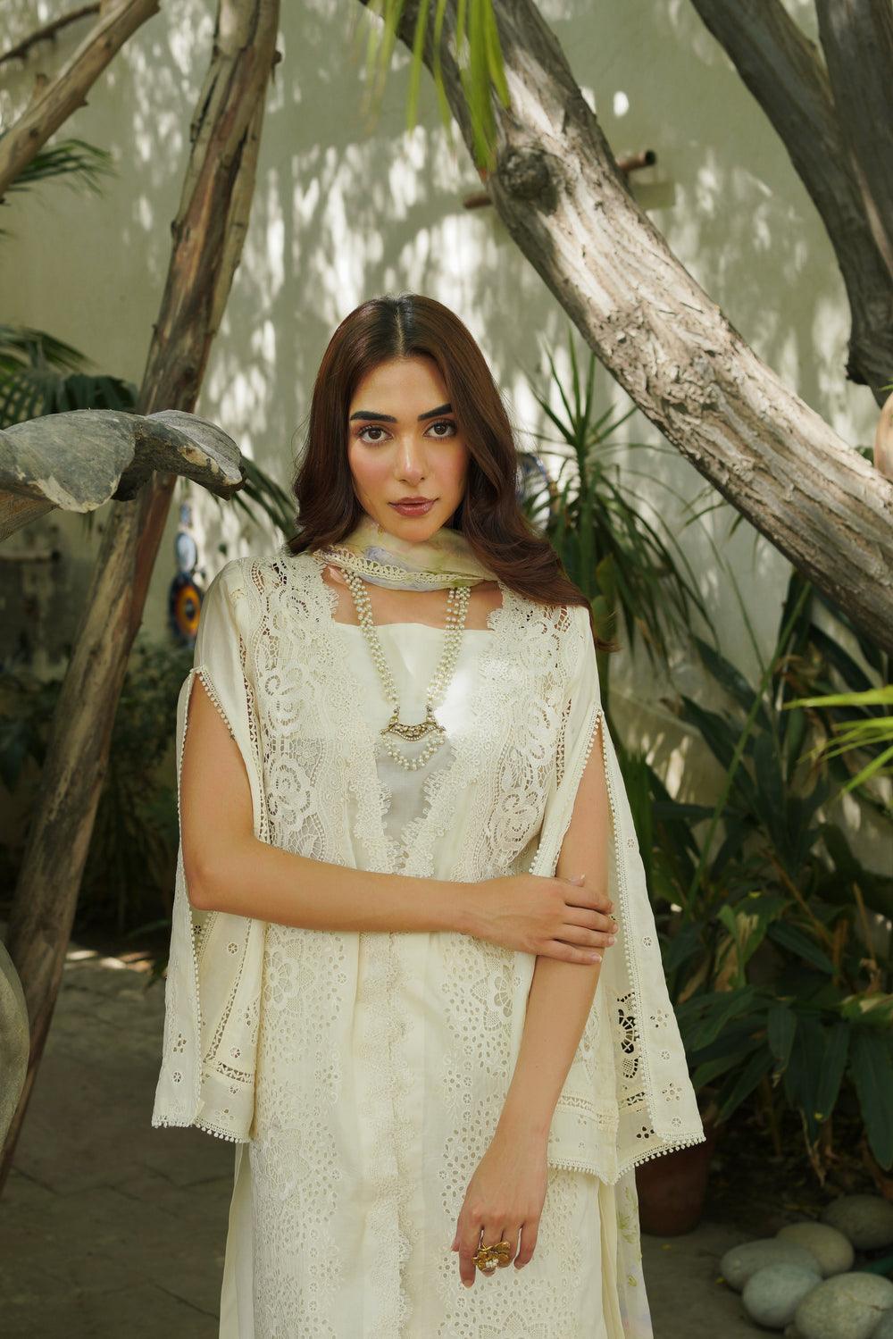 Manara by Maria Asif Baig | Luxury Lawn'24 | Motia