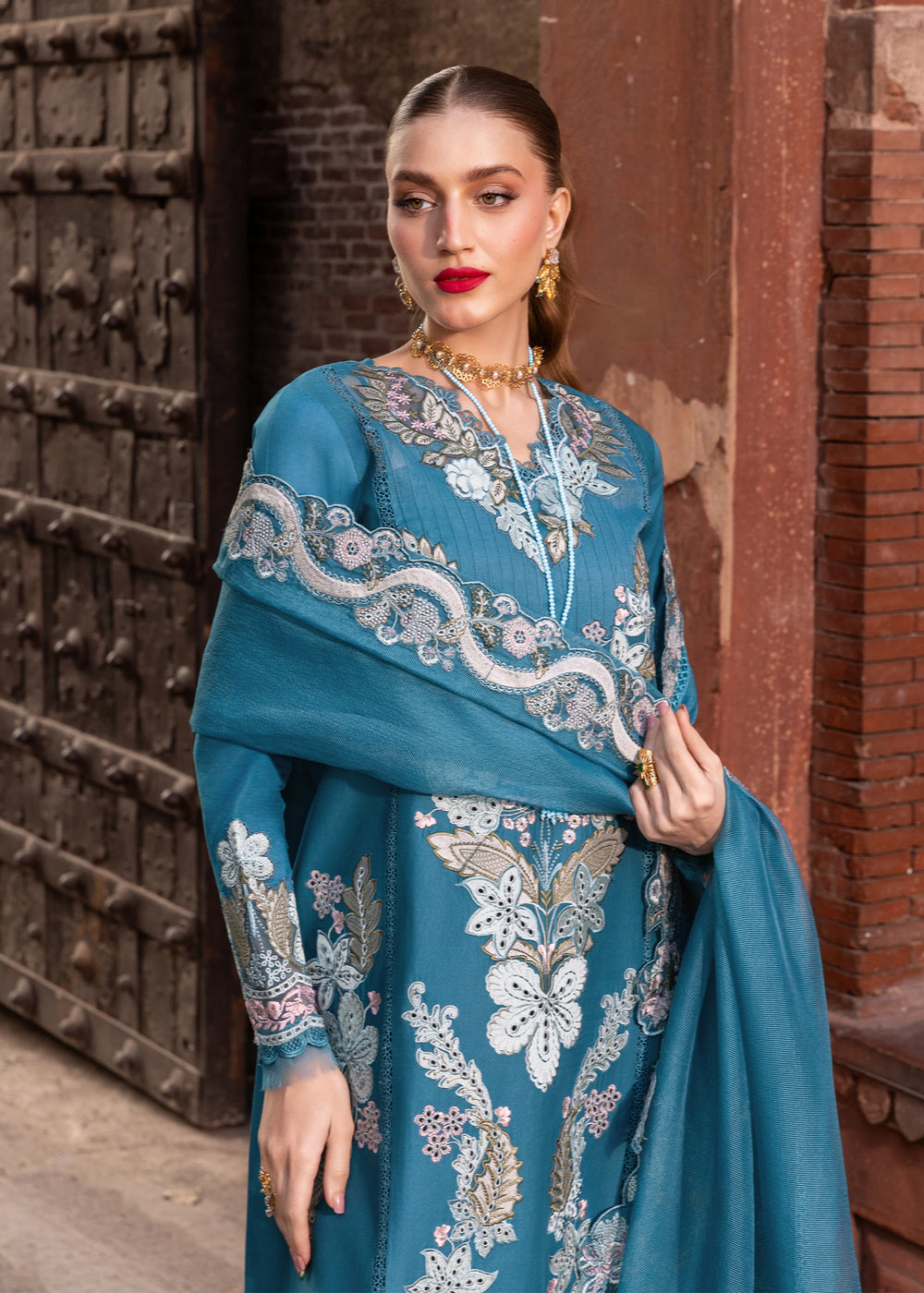 SAIRA SHAKIRA | Breeze Lawn 2026 - Aarzu