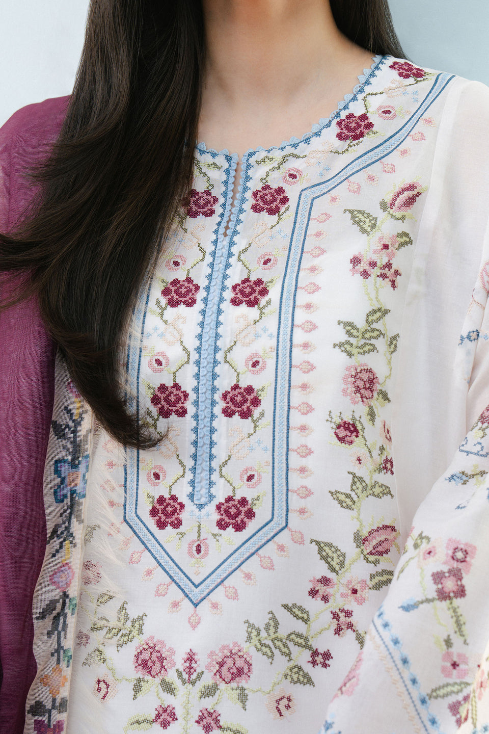 ZARA SHAHJAHAN : COCO Lawn 2025 - Serene-2B