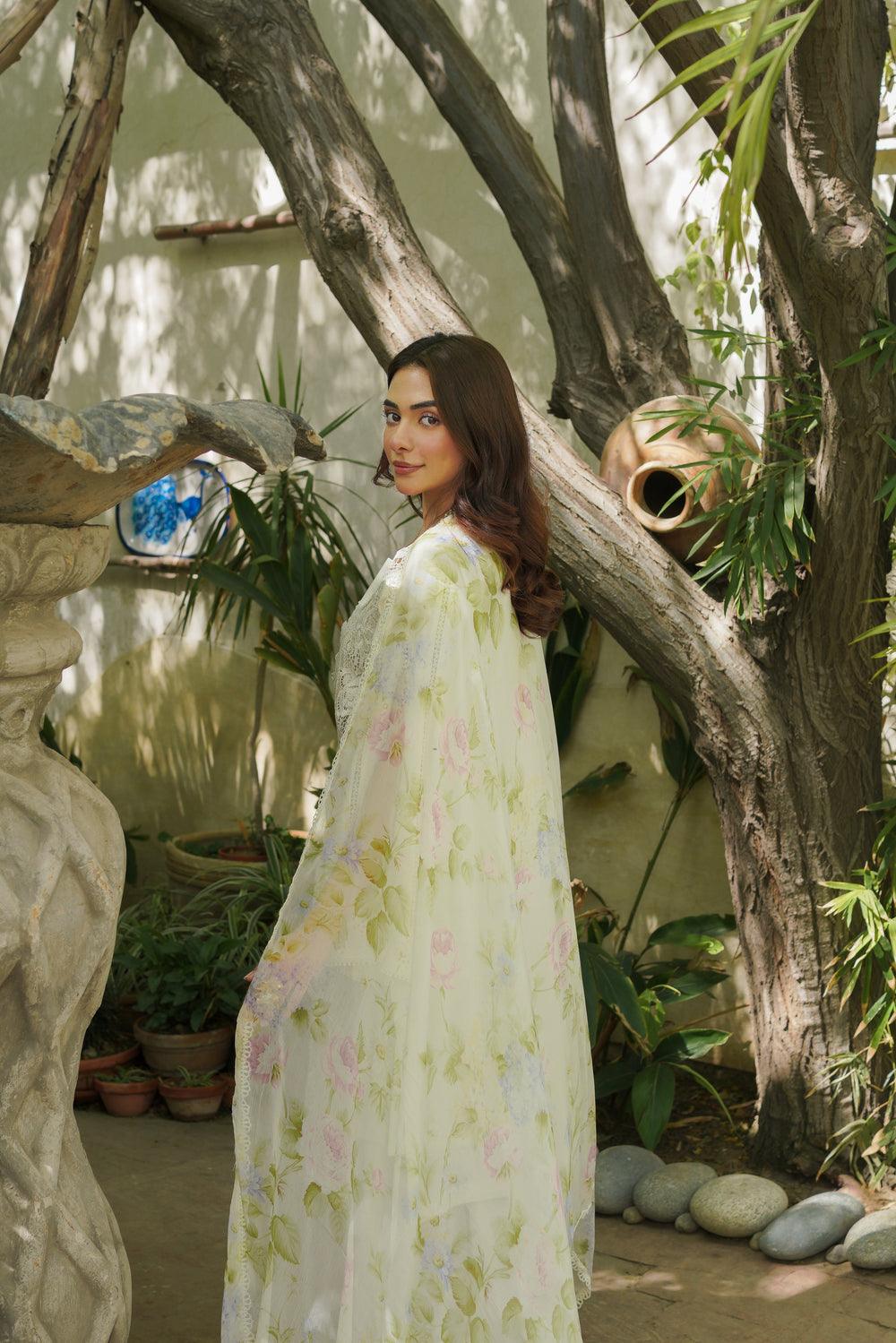 Manara by Maria Asif Baig | Luxury Lawn'24 | Motia