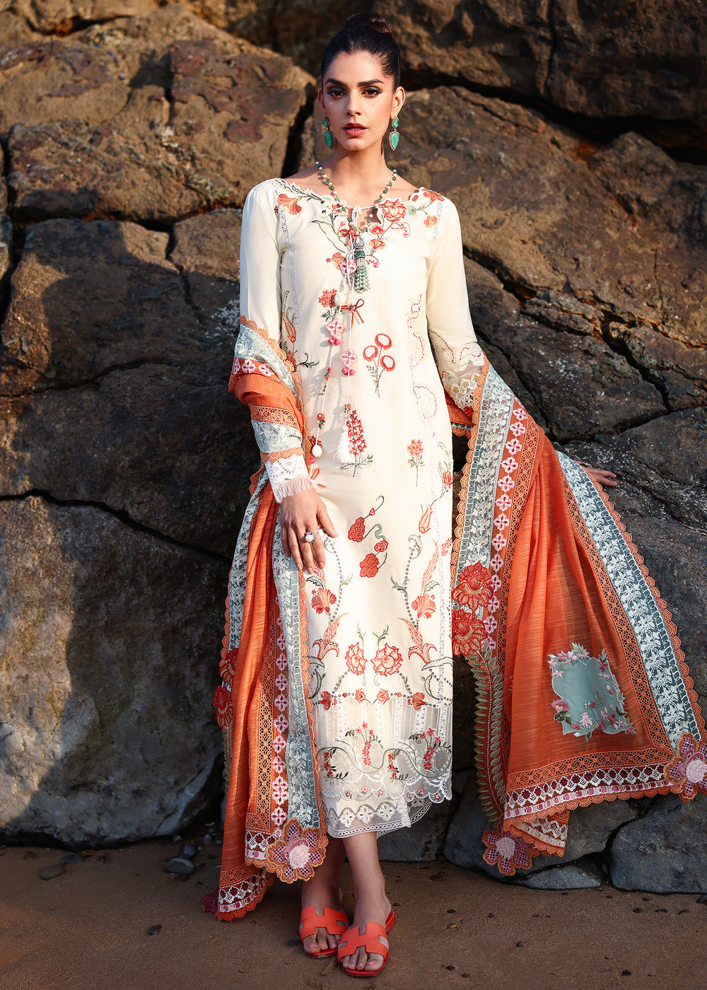 SAIRA SHAKIRA | Breeze Lawn 2026 - Aarzu