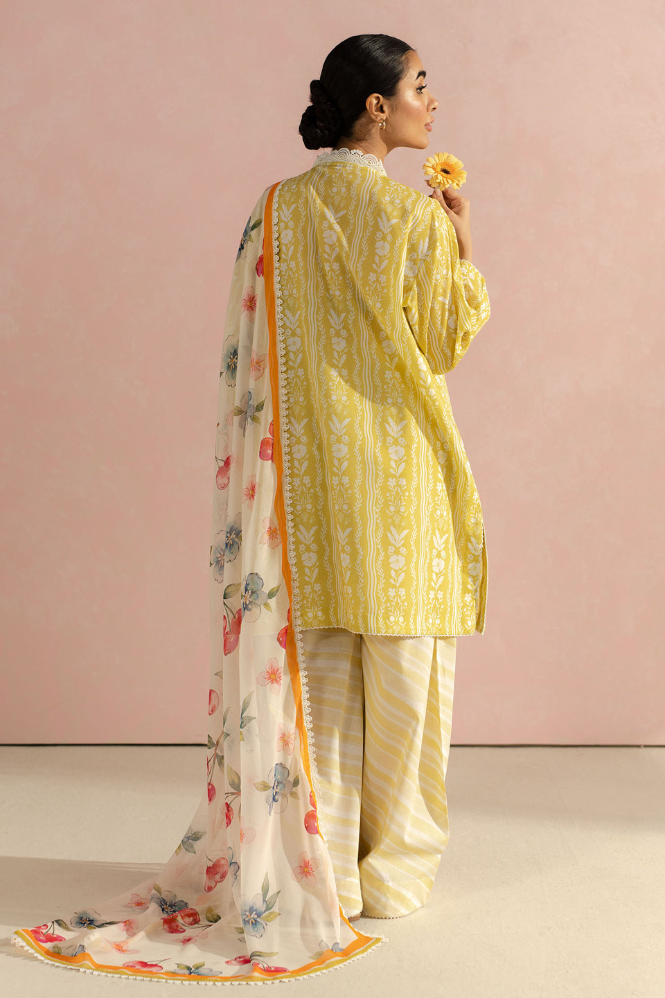 ZARA SHAHJAHAN | COCO Prints 2025 | Ruby-9A Unstitched