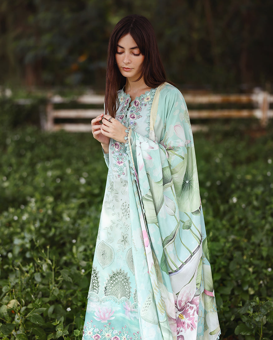 MUSHQ | Solace Ombre Lawn 2026 Unstitched - Aarzu