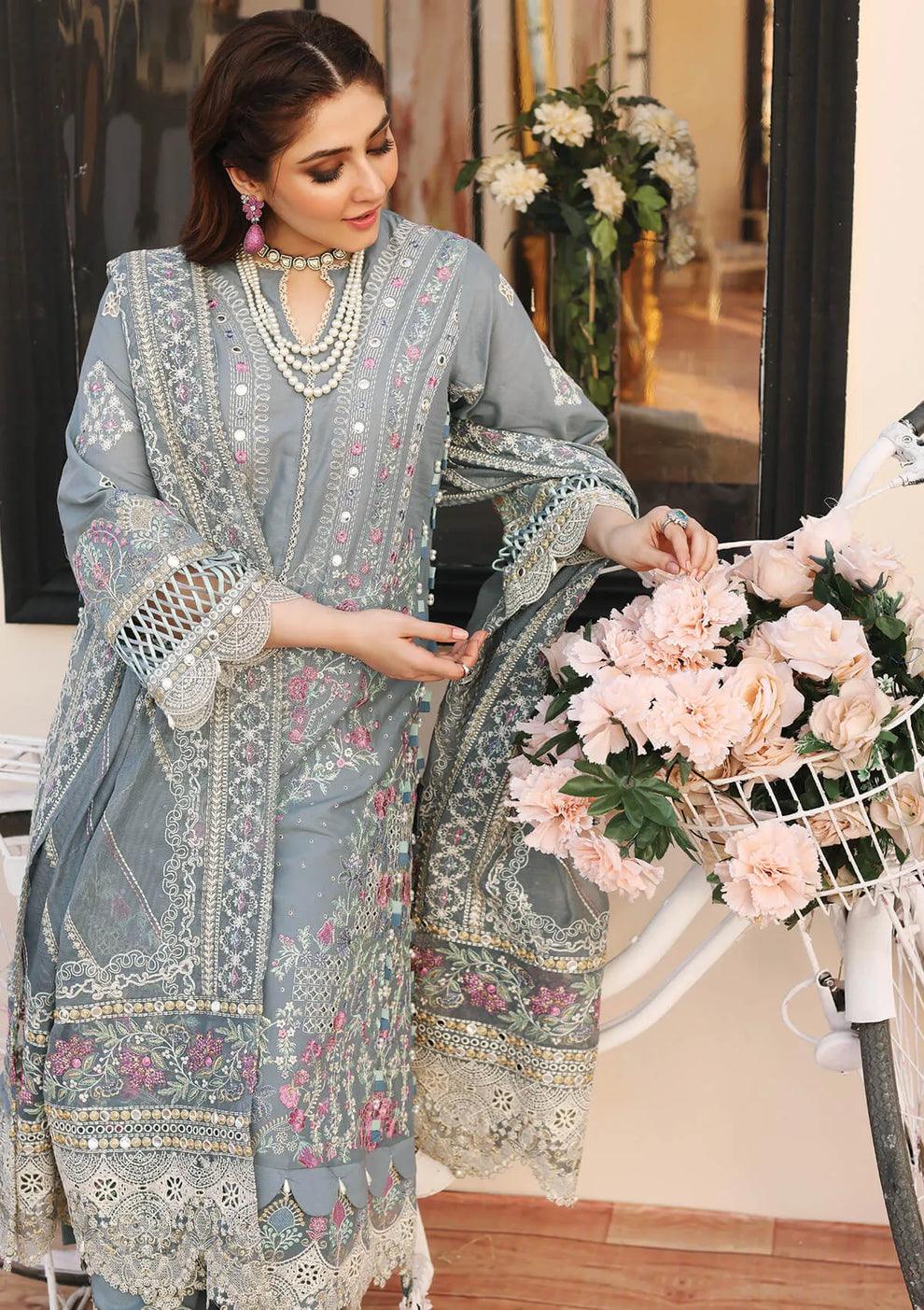 Kahf | Luxury Lawn | Dove